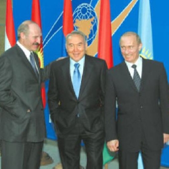 ЕЭП Таможенного союза полноценно заработает в 2012 году - Путин
