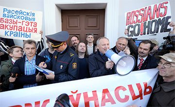 Владимир Некляев: Мы будем продолжать уличные акции