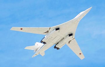 Российские ядерные бомбардировщики ТУ-160 имитируют сбрасывание бомб на Беларусь