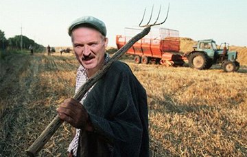 Лукашенко уехал в родной колхоз
