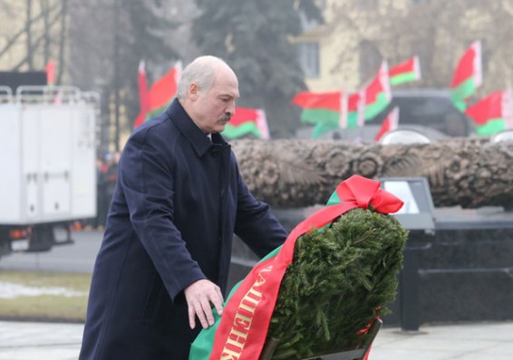 Лукашенко: Современные войны сопровождаются сменой власти и разрушением государства