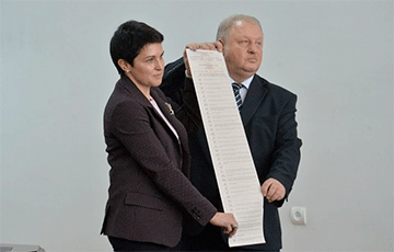 Фотофакт: Бюллетень на выборах президента Украины будет 80 см в длину