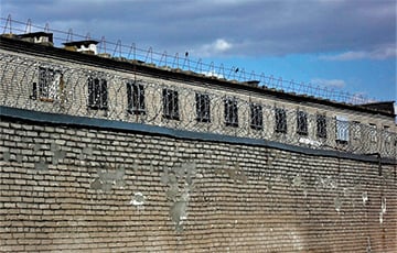Школьников из Щучина свозили на «экскурсию» в гродненскую тюрьму