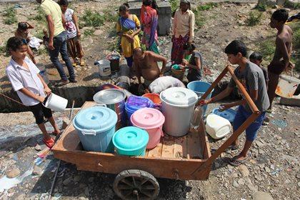 В Индии от жары умерли свыше 300 человек