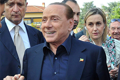 Берлускони окончательно определили сумму алиментов бывшей супруге