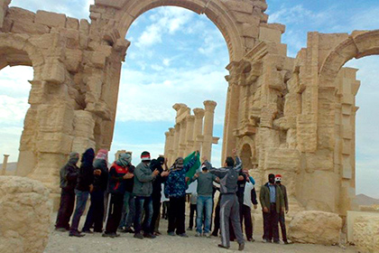 Боевики ИГ обезглавили 82-летнего смотрителя античного города Пальмира