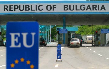 Болгария закрыла границу для нелегальных мигрантов