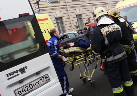 При взрыве в метро в Петербурге пострадал белорус