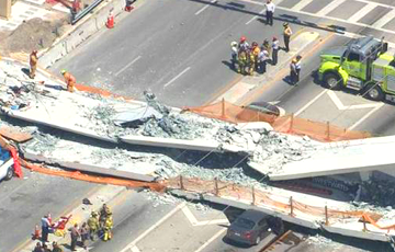 Видеофакт: В Майами обрушился 950-тонный пешеходный мост