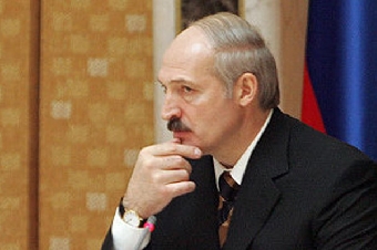 "The Observer": Лукашенко насилует Беларусь, Ватикан не против