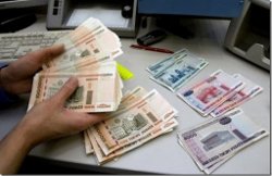Белорусы избавляются от рублевых депозитов в ожидании девальвации