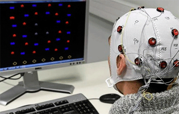 Ученым впервые удалось подключить мозг человека к компьютеру без проводов