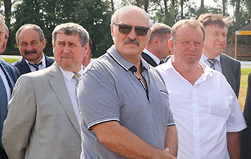 Лукашенко – Русому: Хороший костюмчик, думал, в Brioni шили