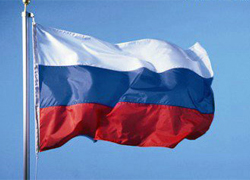 На улицах Витебска раздают флаги России