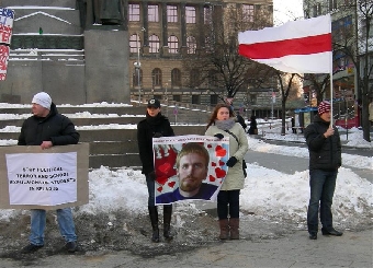 Акция солидарности в Праге (Фото)