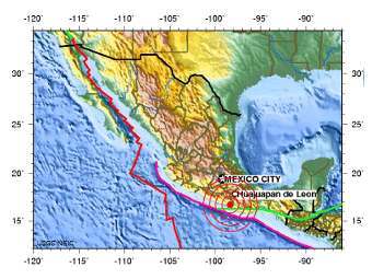 Землетрясение вызвало панику в столице Мексики