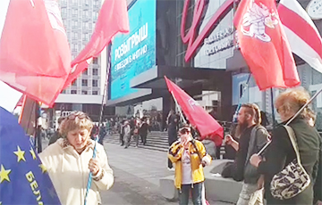 Видеофакт: Пикеты «Европейской Беларуси» по сбору подписей в центре Минска