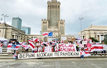 Белорусская диаспора вышла на традиционные воскресные акции