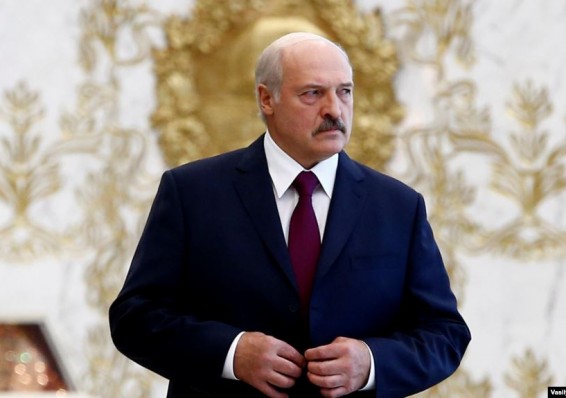 Лукашенко: Беларусь оказалась в горячей политической точке и должна принимать меры для безопасности