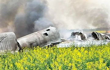 В Московии упал самолет Ту-22М3, запускавший ракеты Х-22 по Украине