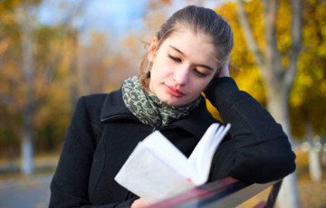 Минские власти запретили публичное чтение Библии в парке