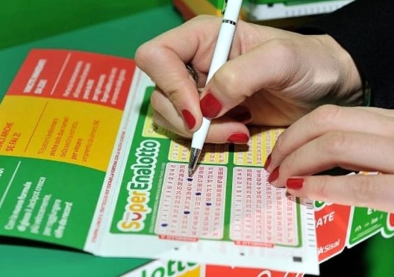 Белорусы участуют в рекордном розыгрыше €181 миллионов итальянской лотереи