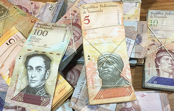 Белорус в Венесуэле: Купюры для оплаты одного ужина займут половину холодильника