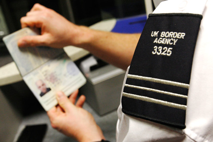 В Великобритании начали проверять паспорта при выезде из страны