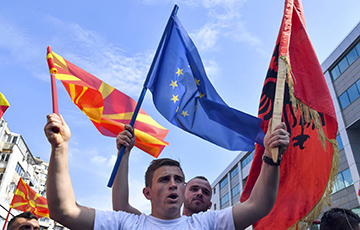 Германия поддержала начало переговоров о вступлении Албании и Северной Македонии в ЕС