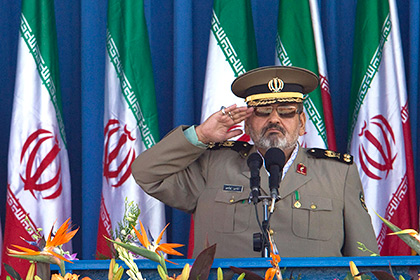 Командующий ВС Ирана назвал задержание кораблей США уроком для конгрессменов