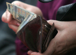 По зарплатам белорусы на 50 евро отстают от аутсайдеров ЕС