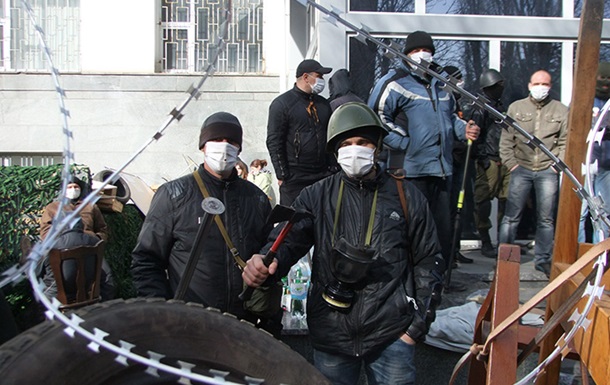 Возле захваченного здания СБУ в Донецке нашли отстрелянные гильзы