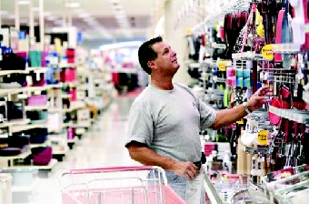 Белорусы закупаются продуктами