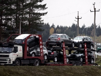 Ввоз иномарок физлицами Беларуси начал снижаться