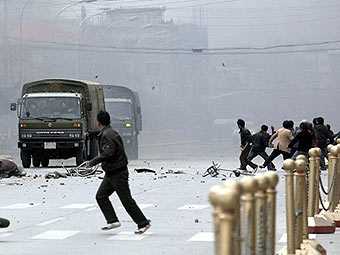 В Китае казнят двух человек за поджоги в Лхасе