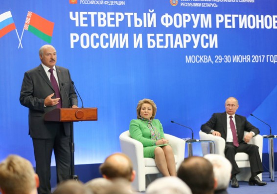 Лукашенко поставил задачу превратить Беларусь в ИT-страну