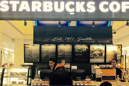 Шутка бакинского Starbucks о кокаине возмутила бывшего президента Колумбии