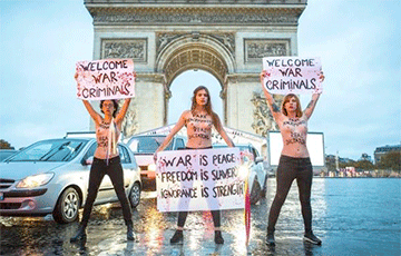Femen выступили против приезда диктаторов на торжества в Париже