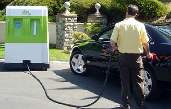Стоп, бензин! Лукашенко снизил цены на топливо