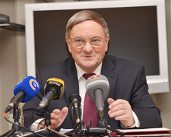 Дежавю: Прокопович обещает, что девальвации не будет