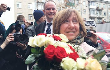 Светлана Алексиевич: Я - представитель белорусского мира