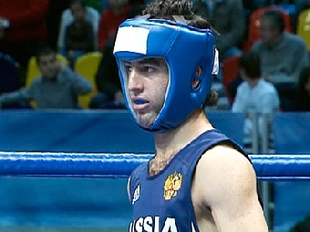 Магомед Нурудинов вышел в полуфинал чемпионата Европы по боксу и обеспечил минимум бронзовые награды