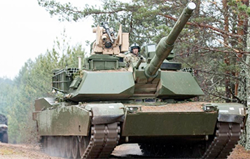 У госСМИ cлучилась истерика из-за американских танков в Литве