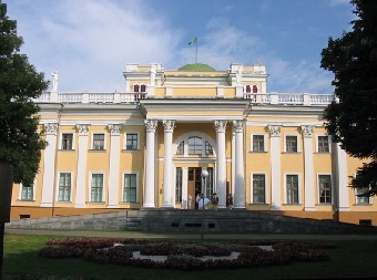 Две фотовыставки открылись во дворце Румянцевых-Паскевичей ко Дню Независимости