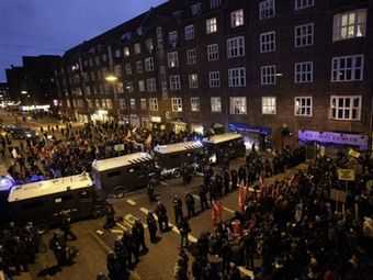 Полиция Копенгагена задержала около тысячи демонстрантов