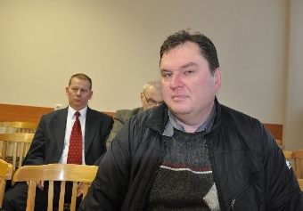 Андрей Почобут особожден из зала суда