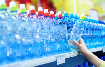 В Беларуси подорожают напитки в пластиковых бутылках