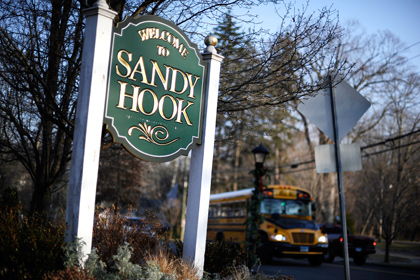 Опубликованы записи звонков в службу 911 из школы «Сэнди Хук»