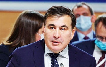 Минюст Грузии заявил, что Саакашвили прервал голодовку