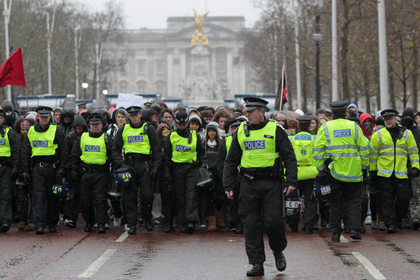 Полиция в Лондоне оцепила Трафальгарскую площадь